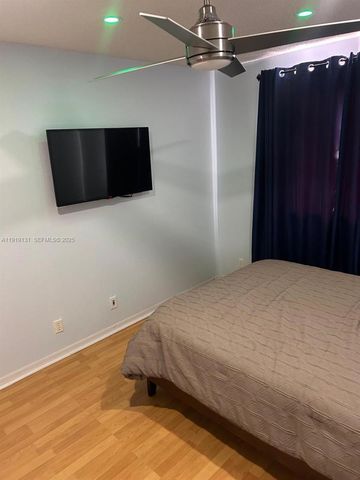 4466 Blossom Ln, Weston, FL 33331