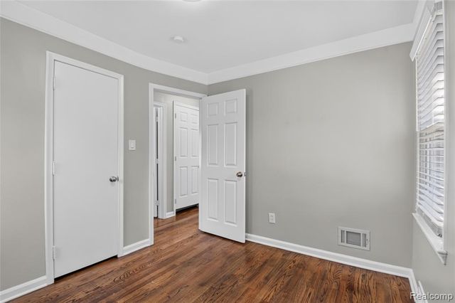 12972 Callender Street, Southgate, MI 48195