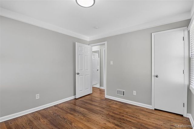12972 Callender Street, Southgate, MI 48195