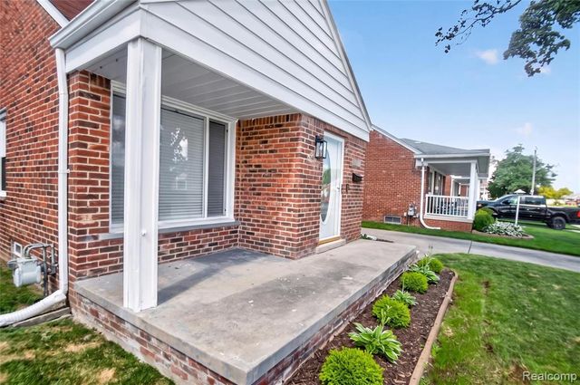12972 Callender Street, Southgate, MI 48195