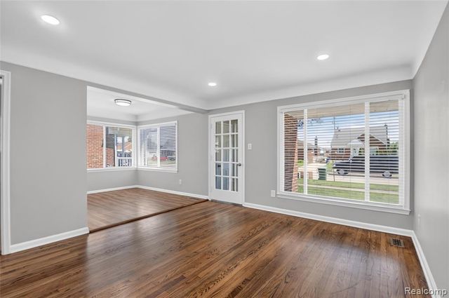 12972 Callender Street, Southgate, MI 48195