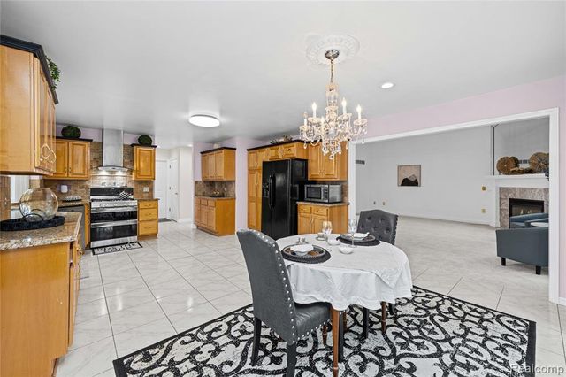 13267 Pearl Drive, Shelby Twp, MI 48315