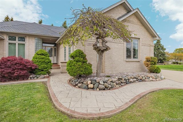 13267 Pearl Drive, Shelby Twp, MI 48315
