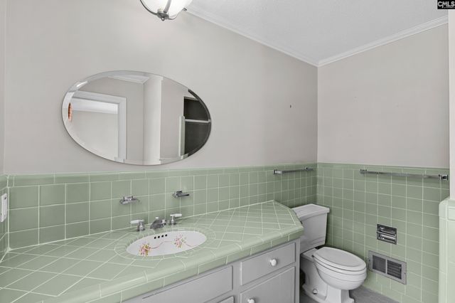201 Sandhurst Road, Columbia, SC 29210