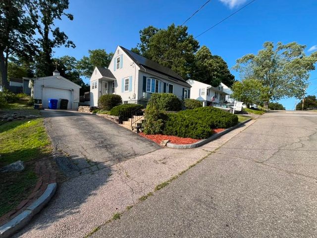 354 Seames Drive, Manchester, NH 03103
