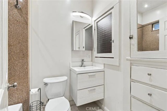 846 N Harvard Boulevard, Los Angeles, CA 90029