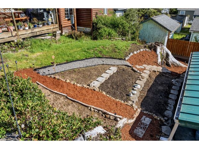 936 S BEACON St, Rockaway Beach, OR 97136