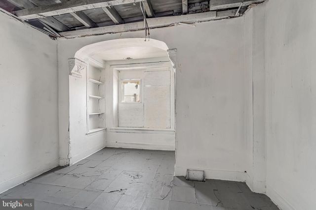 563 BAILEY ST, Camden, NJ 08102