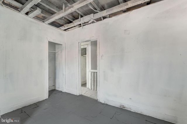 563 BAILEY ST, Camden, NJ 08102