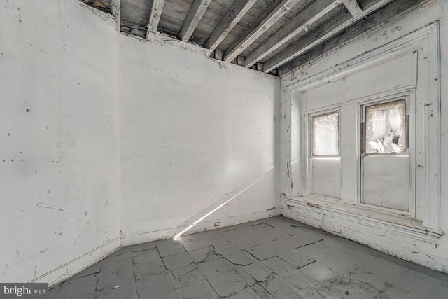 563 BAILEY ST, Camden, NJ 08102