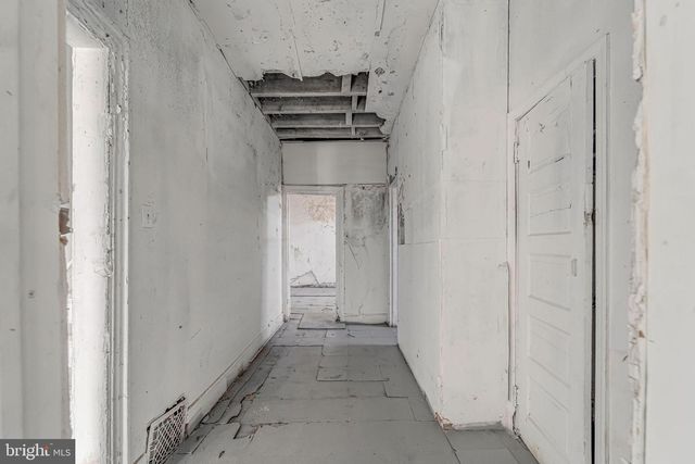 563 BAILEY ST, Camden, NJ 08102