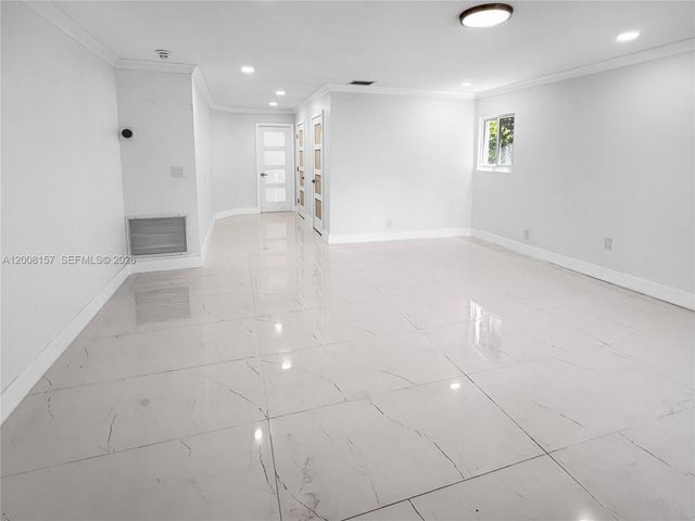 2181 SW 117th Ter, Davie, FL 33325