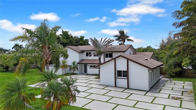 2181 SW 117th Ter, Davie, FL 33325