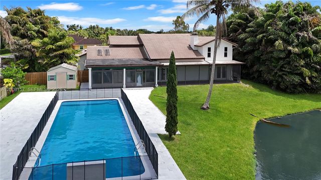 2181 SW 117th Ter, Davie, FL 33325