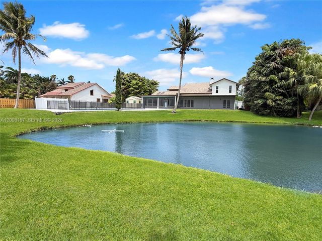 2181 SW 117th Ter, Davie, FL 33325