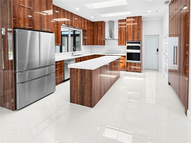 2181 SW 117th Ter, Davie, FL 33325