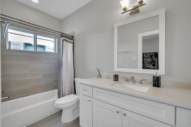 2623 Hutchins Street, Houston, TX 77004