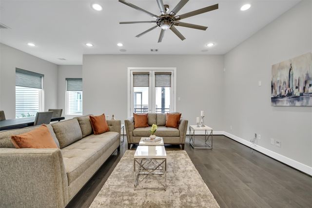 2623 Hutchins Street, Houston, TX 77004