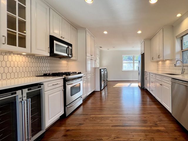 6138 Monticello Avenue, Dallas, TX 75214