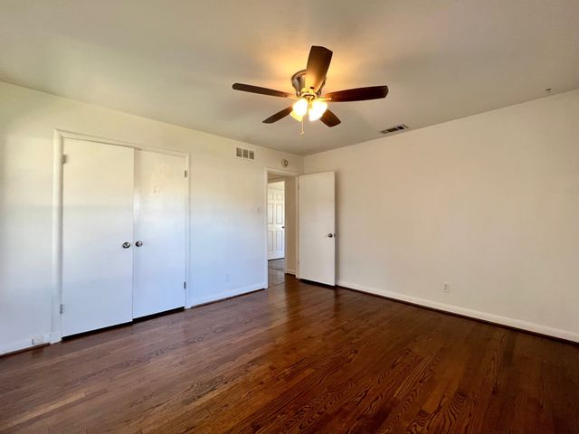 6138 Monticello Avenue, Dallas, TX 75214