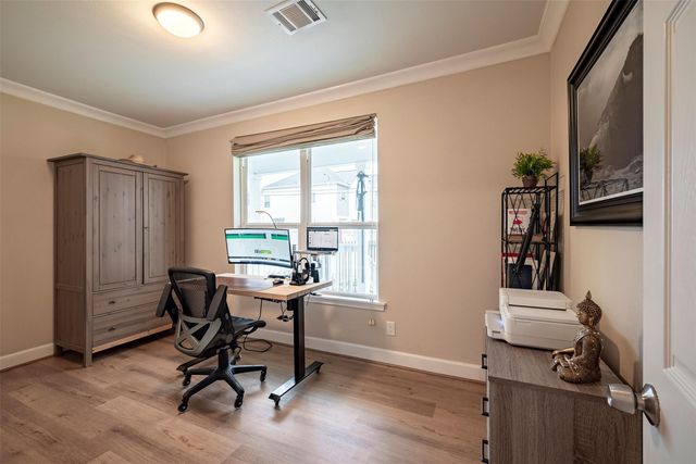 1924 Gano Street, Houston, TX 77009