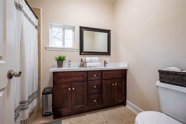 1924 Gano Street, Houston, TX 77009