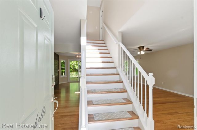 3559 Perry Lake Road, Ortonville, MI 48462