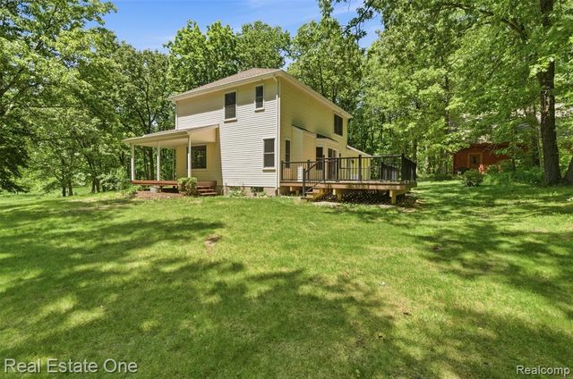 3559 Perry Lake Road, Ortonville, MI 48462