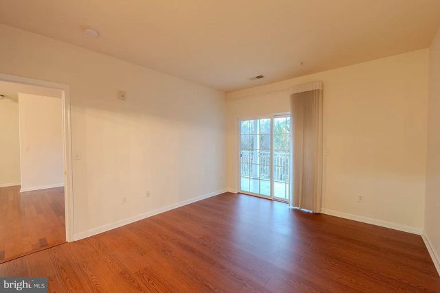 4323 CHAMPIONS RUN, Cherry Hill, NJ 08002