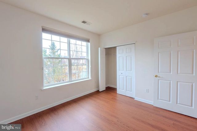 4323 CHAMPIONS RUN, Cherry Hill, NJ 08002