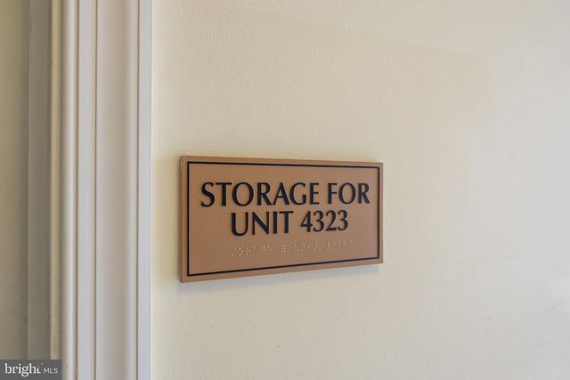 4323 CHAMPIONS RUN, Cherry Hill, NJ 08002