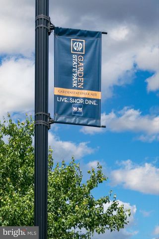 4323 CHAMPIONS RUN, Cherry Hill, NJ 08002