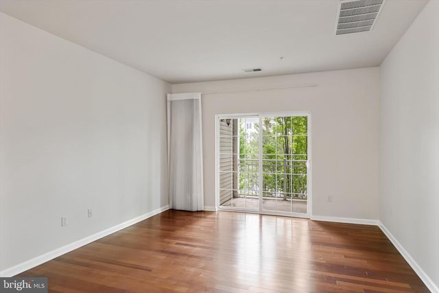 4323 CHAMPIONS RUN, Cherry Hill, NJ 08002