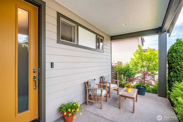 16031 SE 252nd Place, Covington, WA 98042