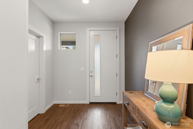 16031 SE 252nd Place, Covington, WA 98042