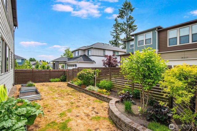 16031 SE 252nd Place, Covington, WA 98042