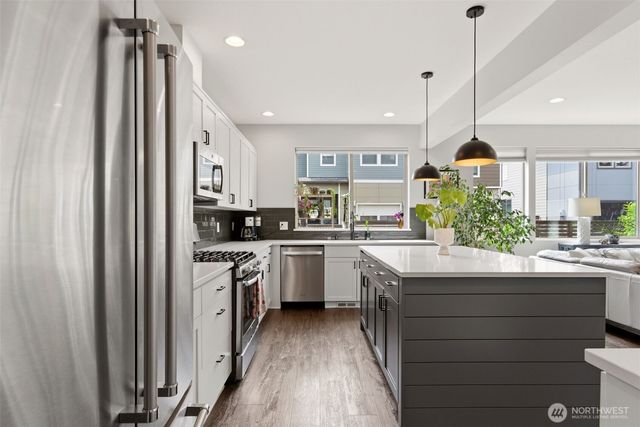 16031 SE 252nd Place, Covington, WA 98042