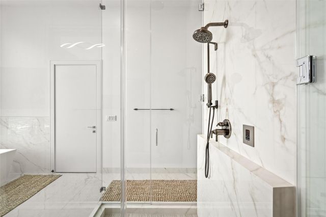 1711 Allen Parkway 3302, Houston, TX 77019