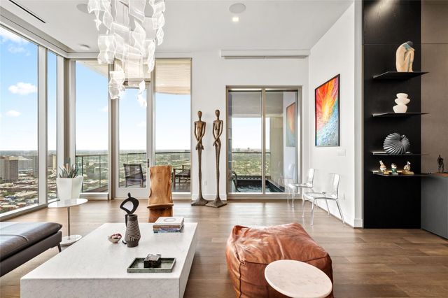 1711 Allen Parkway 3302, Houston, TX 77019