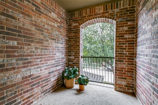 8608 Augustine Road, Irving, TX 75063