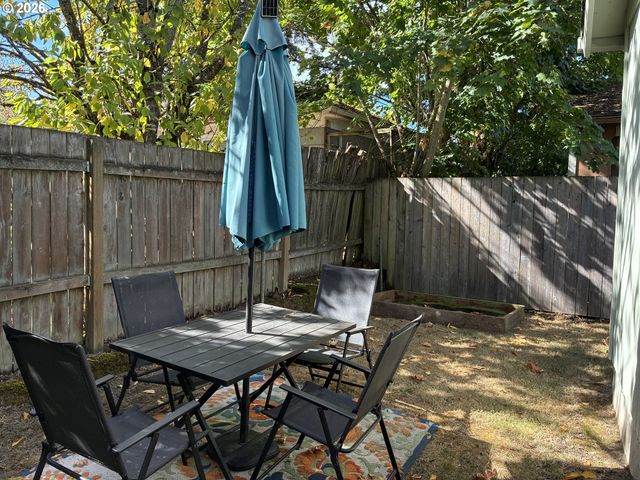 5918 N NEWARK St, Portland, OR 97203