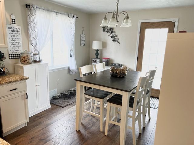 213 Shackelford Dr, Monroeville, PA 15146