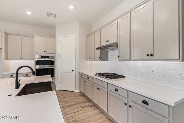 17320 W TOWNLEY Avenue, Waddell, AZ 85355