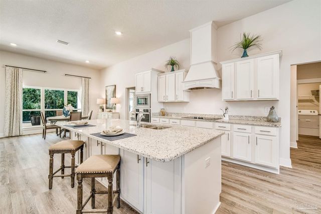 7905 Buffalo Ridge Rd, Pace, FL 32571