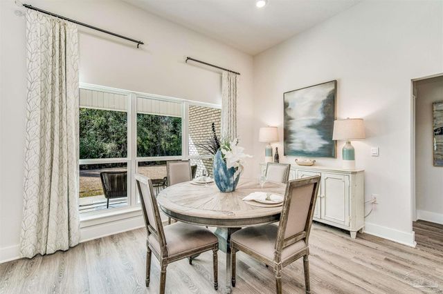 7905 Buffalo Ridge Rd, Pace, FL 32571