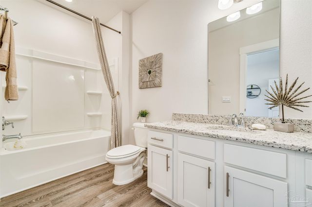 7905 Buffalo Ridge Rd, Pace, FL 32571