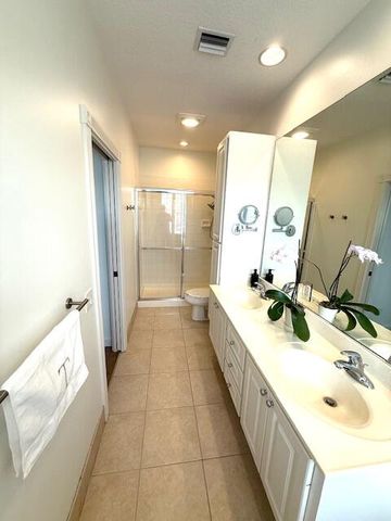 142 Santa Barbara Way, Palm Beach Gardens, FL 33410