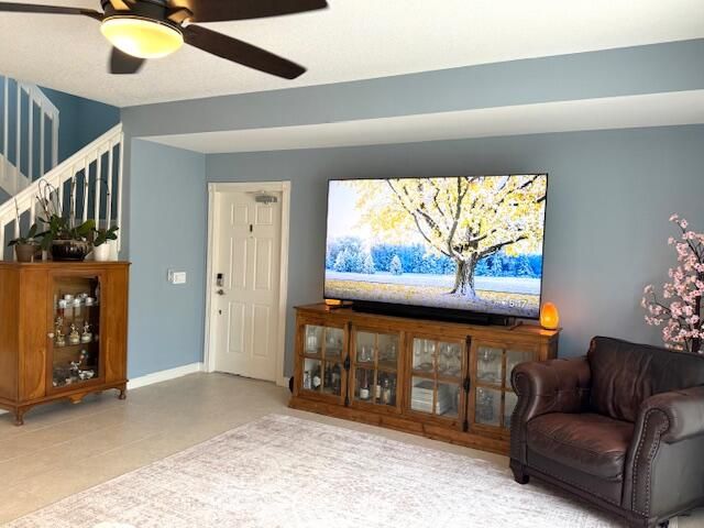 142 Santa Barbara Way, Palm Beach Gardens, FL 33410