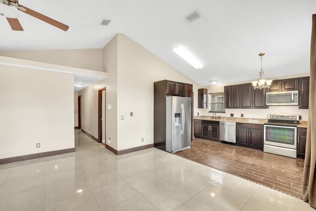 149 Seagrass Way, Panama City Beach, FL 32407