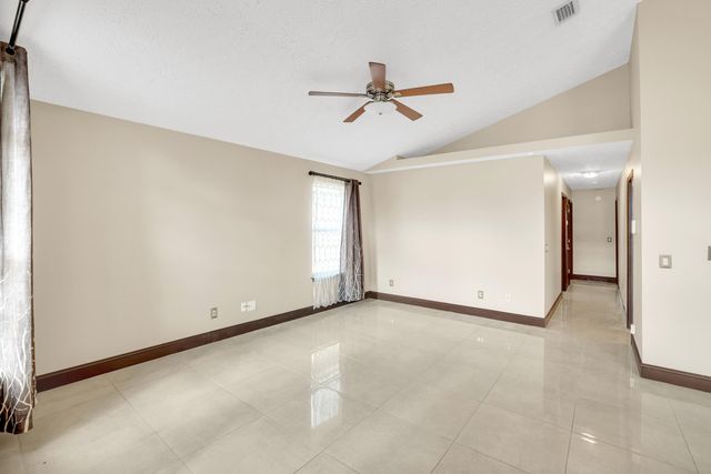 149 Seagrass Way, Panama City Beach, FL 32407